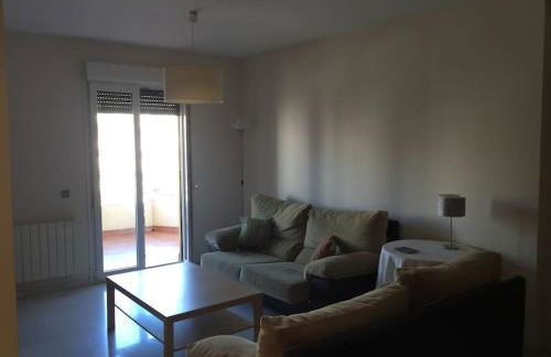 Amplio Piso en Nervión, Excelente zona de la ciudad. - Foto 4