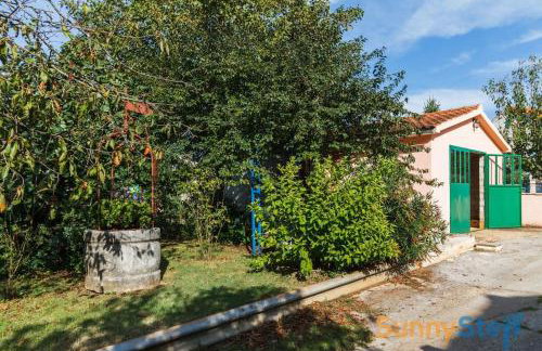 Apartment with a private POOL - Foto 26