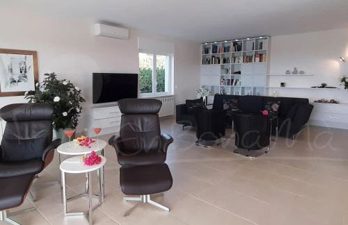 Villa de lujo con piscina privada en Costa Brava - ES-366-9 - Foto 2