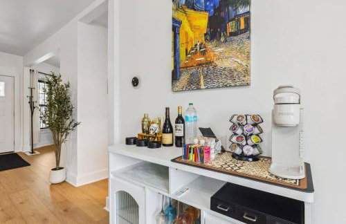 Luxury Olivewood Oasis - 13 mins to Cleveland - Foto 7