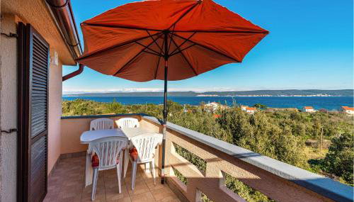 Cozy Apartment In Nevidane With Kitchen - Foto 1