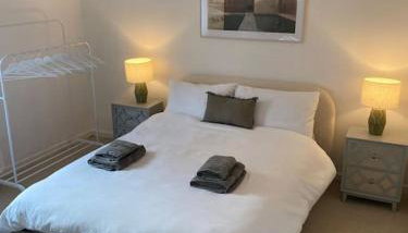 Cliffside 3 Bedroom House with Sea Views - Foto 4