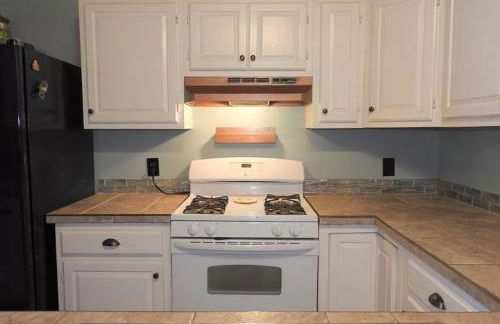 Cozy Cabin - Photo 37