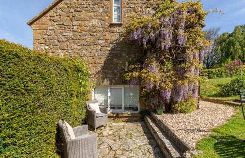 Gardeners Cottage - Photo 7