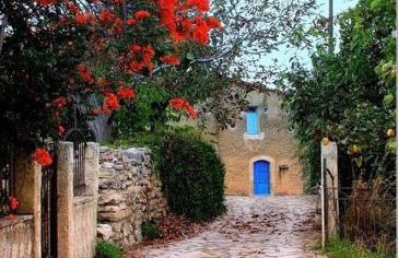 Eleni's Stately Home, picturesque location, By ThinkVilla - Photo 6