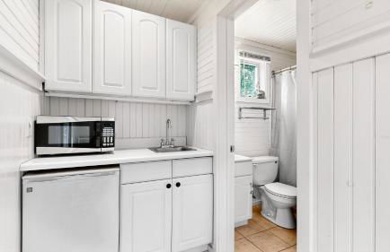 Salty Dolphin by Bayley Vacation Rentals - Foto 49