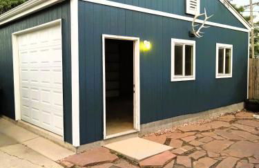 Historic Home with Farm Fresh Eggs in Denver - Foto 38