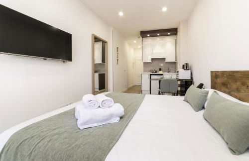 Deluxe III - Ferga Suites - Photo 10