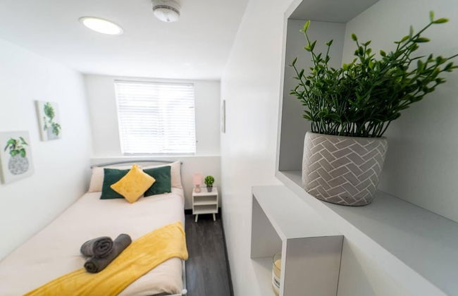 Large Studio Available on First Floor! - Foto 6