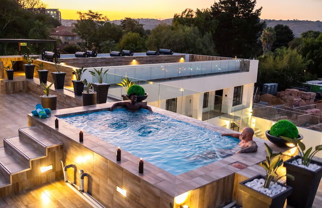 Bedfordview Hotel & Apartments - Photo 19