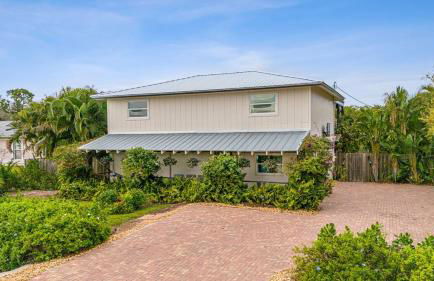 Luxury Tropical Oasis-4 BedRm Private Pool Retreat - Foto 5