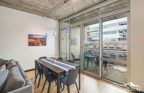 Condo w pvt balcony & gym access - Foto 12