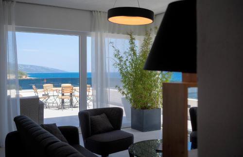 Exclusive Seafront Suite with jacuzzi - Foto 20