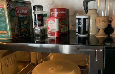 Ty Fferm Hen, Ancient Farmhouse, Coity Bach - Foto 4