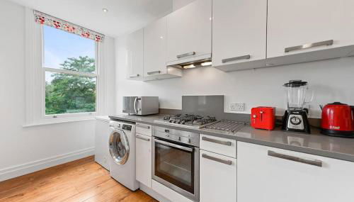 Ealing Broadway - Lovely 2-bedroom flat with offstreet parking - Foto 3