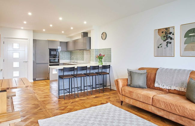 Host Stay Empress Point - Photo 2