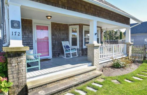 Walk to Beach at Historic Sears Kit Home - Foto 3