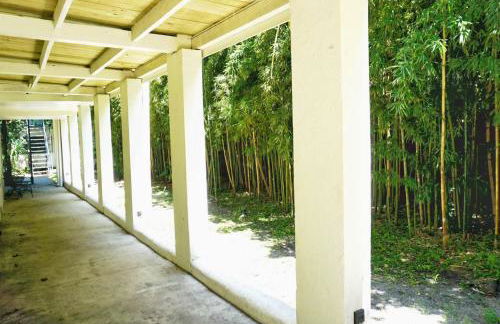 3BDR Classy Mid-Century Ground-Level Forsyth - Foto 33