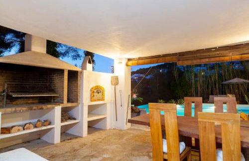 Classic Villa for 12- Pool, BBQ, big exterior area - Foto 57