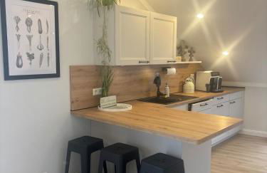 Landhausstübchen 105qm mit Balkon-2 Schlafzimmer-Bad-WC-WiFi-Kaffeemaschine-Waschmaschine-Trockner-Föhn-Handtücher und Bettwäsche-sehr familienfreundlich - Photo 13