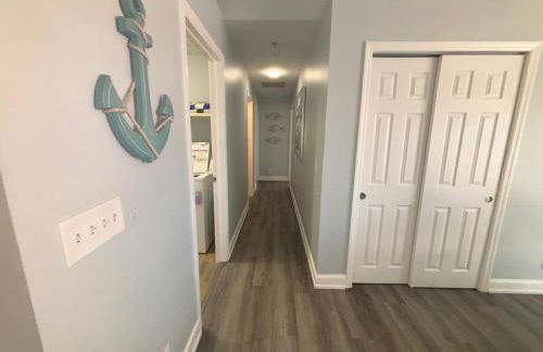 Redfish - Updated & Roomy 1.5 Mi to Beach Full Kitchen W&D - Foto 7