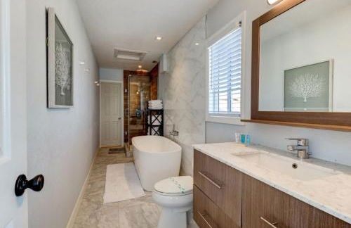 Oceanfront Pool House 7 Bedrooms 7 Bath 2 Kitchens - Foto 27