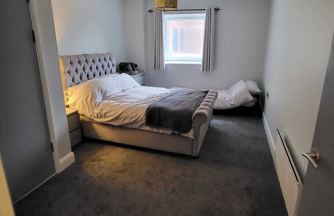 Stunning 3-bed Apartment in Heart of Cardiff Bay - Foto 4