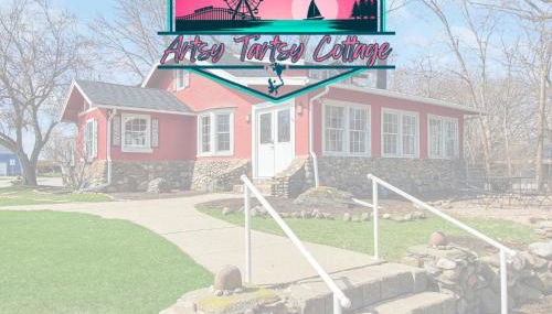 127 Hwy 71 Main House - Foto 1