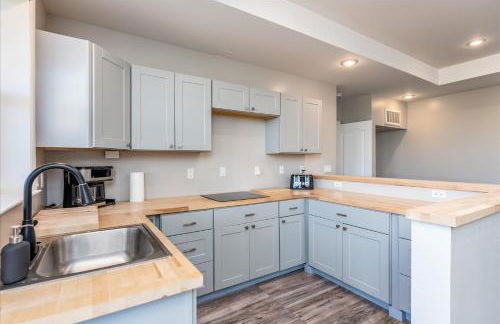 Yosemite Bass Lake VIEWS, 2 Homes, Games, Hot Tub - Foto 55