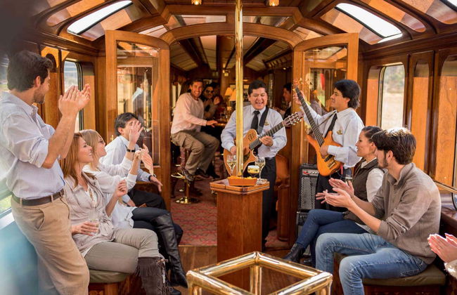 Trem de luxo a Cusco - Foto 3