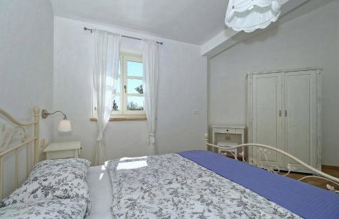 6 Bedroom Cozy Home In Pazin - Photo 40