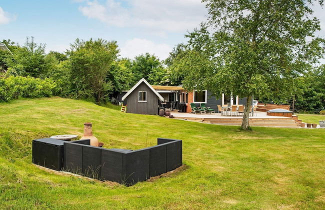 8 Person Holiday Home in Struer - Foto 27