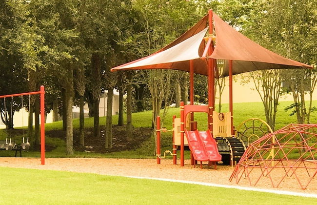 4 Bed and 3 Bath in Perfect Location With Pool by Florida Dream Home - Foto 30