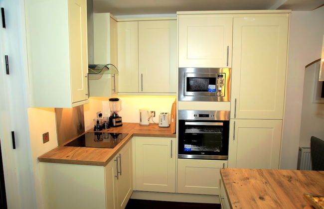 A Modern, Comfy Newly Remodeled 2bd House - Photo 9