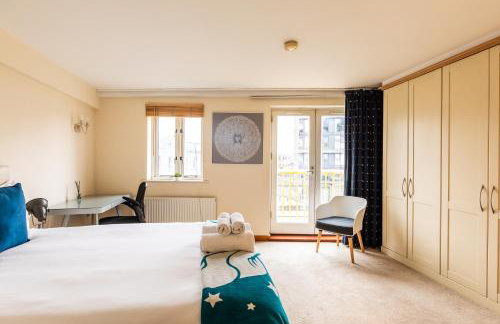 St George's Home w Private Parking by the Harbour - Foto 9