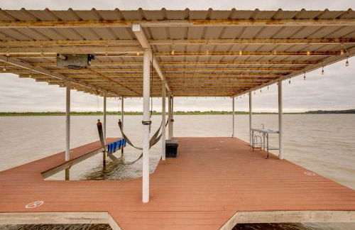 Lake Granbury Fishing Escape with Dock and Kayaks! - Foto 38