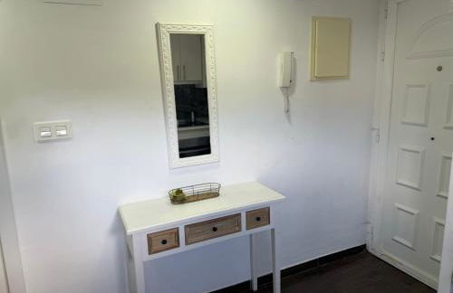 Apto con piscina y barbacoa - Foto 23