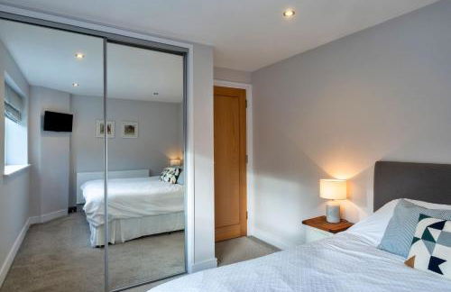 Finest Retreats - Lake View - Photo 32