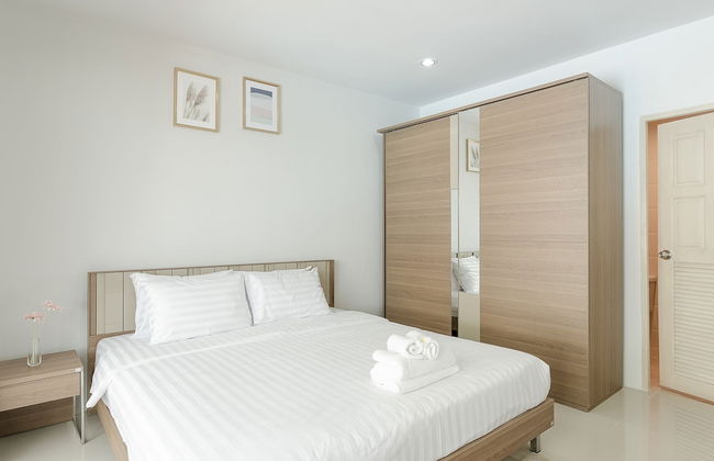 BaanPromphun Pool Villa by BV - Foto 15