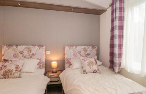 Gwydn Lodge - Photo 18