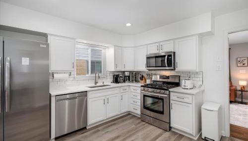 Arcade! Brand New MCM 4BR, Ping Pong, 4 Queens - Foto 4