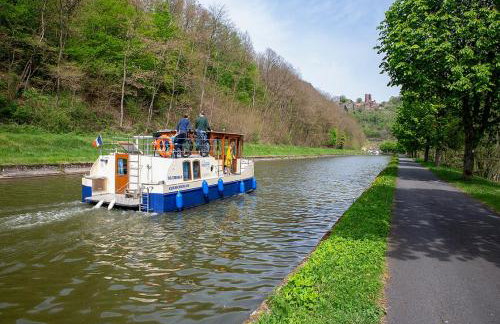 Boats & Yachts at Zehdenick Marina by Kuhnle-Tours - Photo 7