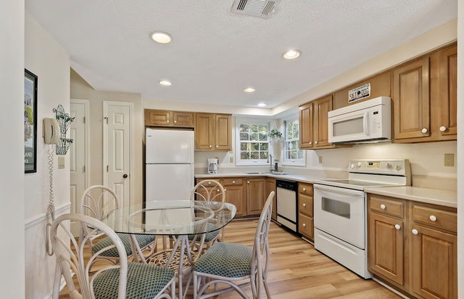 Evian by Hilton Head Retreats - Foto 41