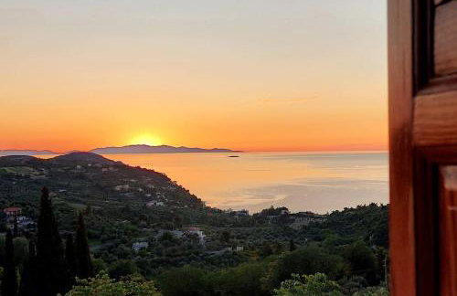 Μπαλκόνι του Αιγαίου father's house in Kimi - Photo 7