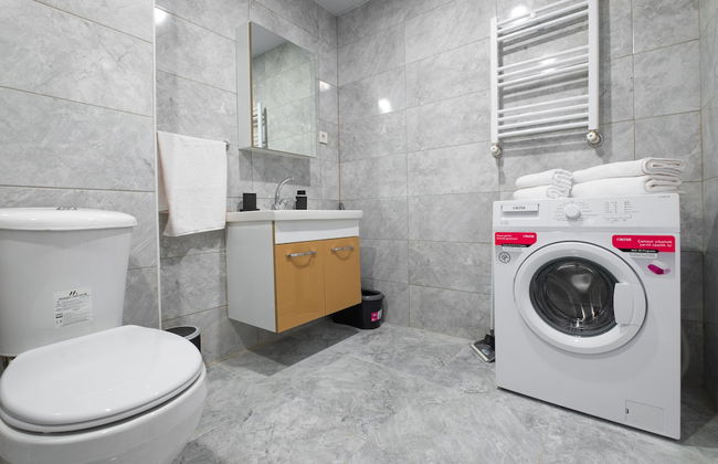 Spacious Central Apartment Crossroads of Transports - Foto 6