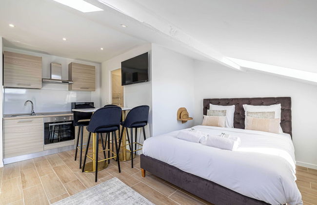 Large Renovated Studio - Bright - 1br/4p - Foto 2