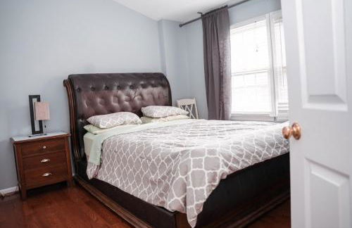 Cozy Springfield Townhome , WIFI , Pet Friendly - Foto 31