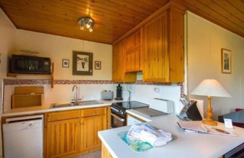 2 bedroom lodge with stunning loch mountain views - Foto 12
