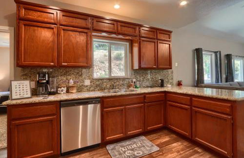 Yosemite Hilltop Gated Villa near Oakhurst, Bass Lake and Mariposa w EVCharger Hottub Grill and Awesome Views! - Foto 29