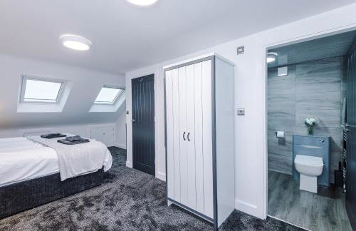 3BR Elegant House in Leeds Sleeps 6 Parking - Foto 41